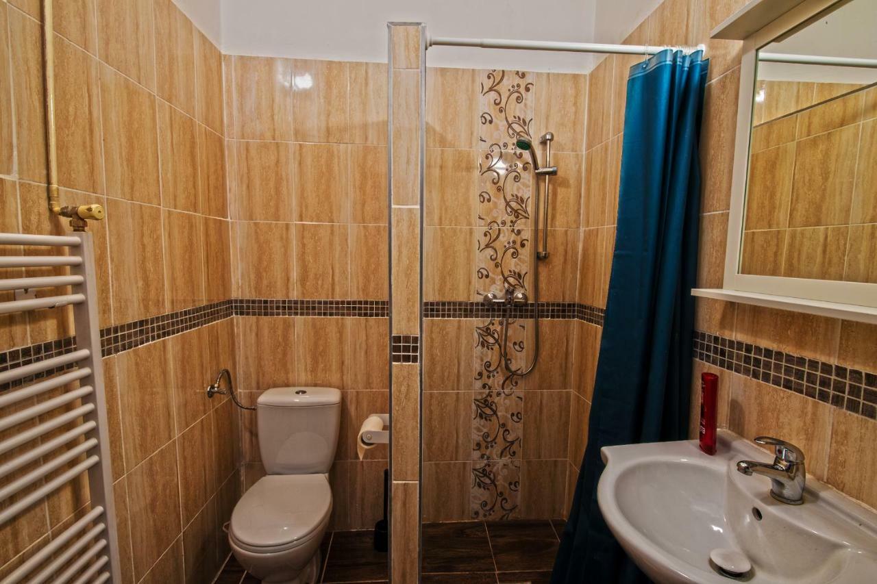 Apartment No. 11 With 2 Bathrooms Next To Railway Station *