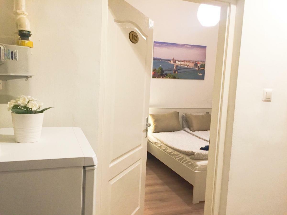 Appartement No. 11 With 2 Bathrooms Next To Railway Station
